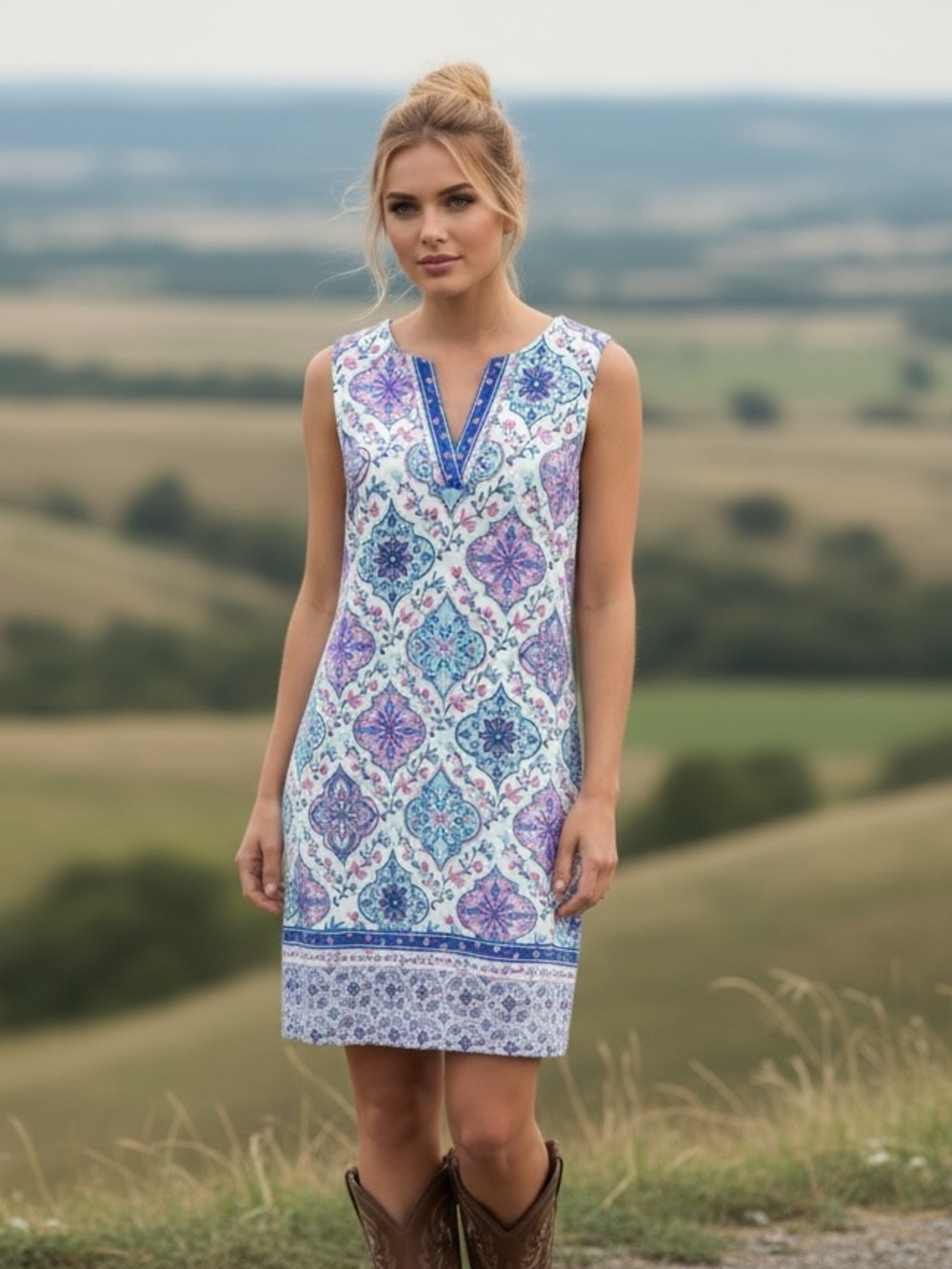 Jessica Howard White Medallion Shift Dress